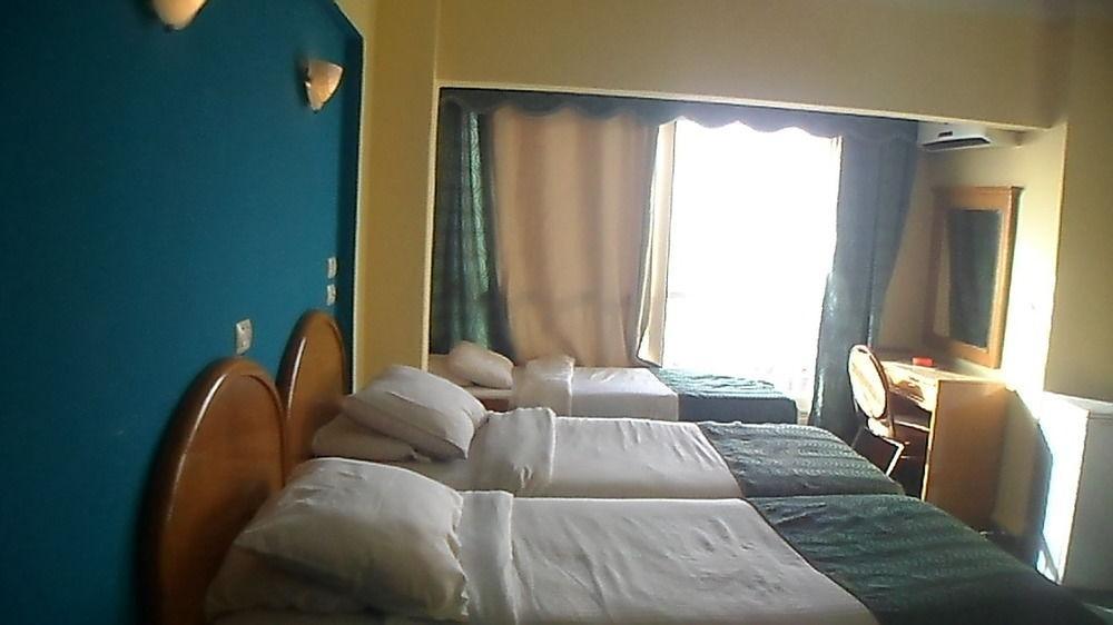 Cleopatra Hotel Alexandria (Adults Only) Exterior photo